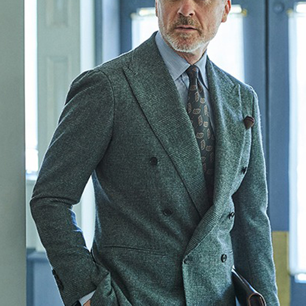 【2023年スーツ最新トレンド】今季はクラシカルなスーツが熱い