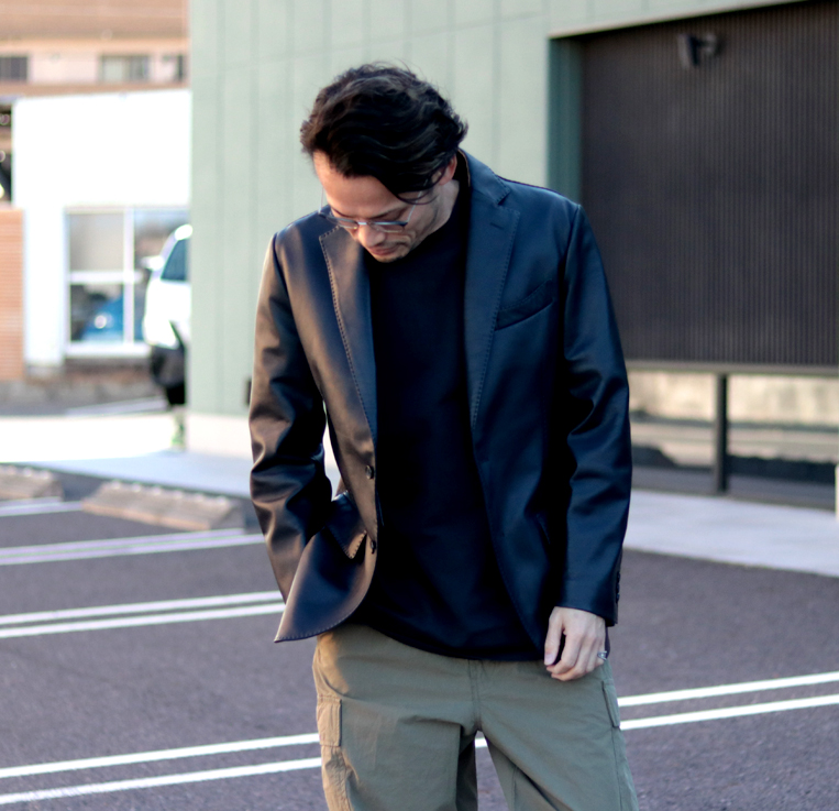 探しても見つからない！レザーテーラードジャケットを好きな革でオーダーできる。